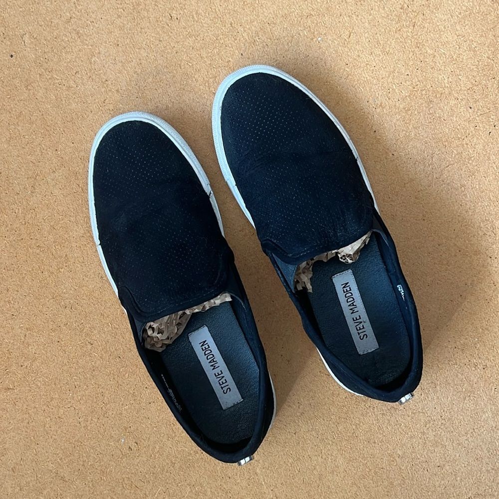 STEVE MADDEN Women's Zarayy Perforated Slip-On Sneakers 8.5